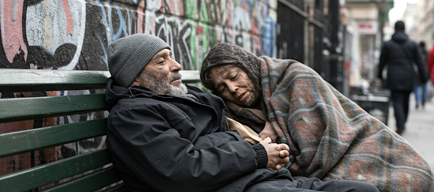 homeless people saving helpers 17777000